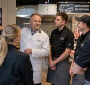 Metzgereihandwerk-Blogbeitrag_Teamarbeit-im-Team